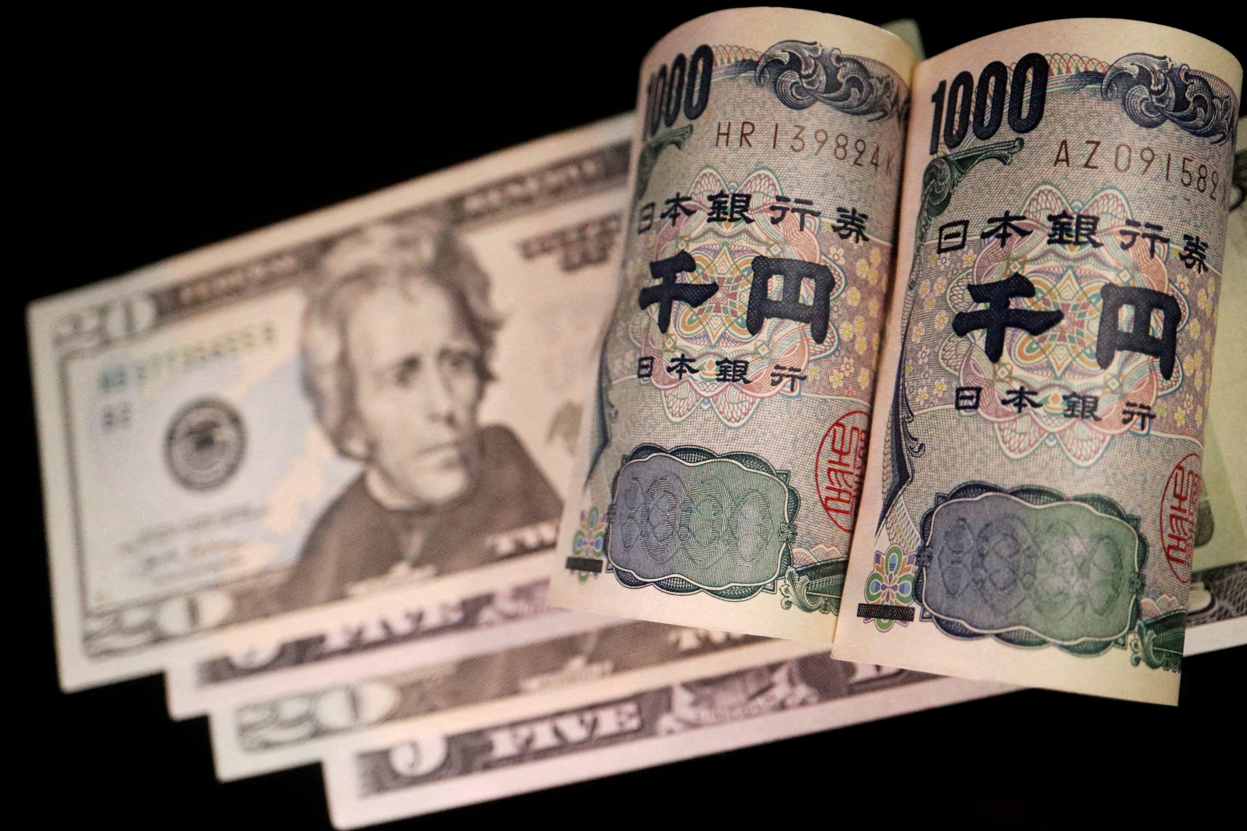 vol.437 (EN)　The Battle of Dollar/Yen: Why did it break through 155 yen?