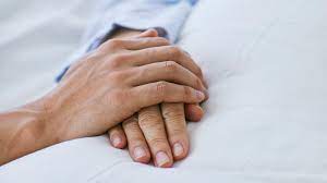 vol 908(EN)  The Euthanasia Passport: A Final Journey on Your Own Terms